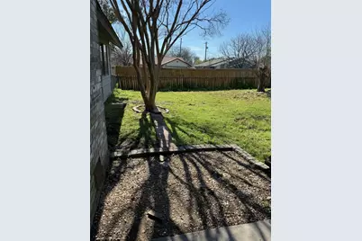 12800 Irongate Avenue, Austin, TX 78727 - Photo 15