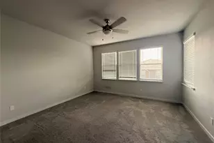 605 W South St, Leander, TX 78641 - Photo 9