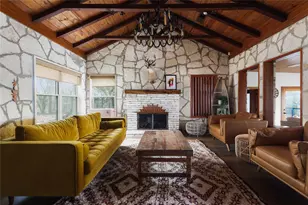 19745 Lakehurst Loop, Spicewood, TX 78669 - Photo 7