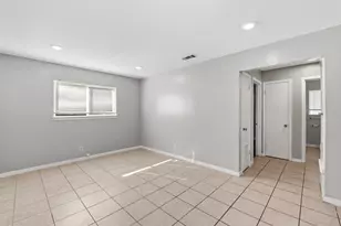 2201 Lanier Dr, Austin, TX 78757 - Photo 3