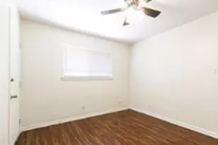 2201 Lanier Dr, Austin, TX 78757 - Photo 9