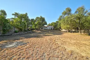 7804 Phoenix Pass, Austin, TX 78737 - Photo 33