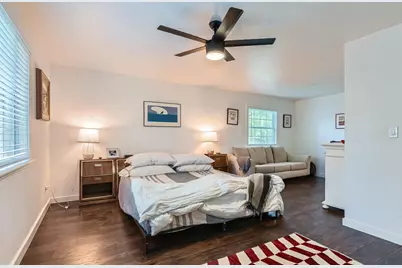 7905 Wycombe Drive, Austin, TX 78749 - Photo 9