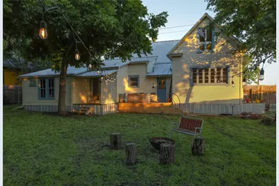 200 E Brenham Street, Elgin, TX 78621 - Photo 29