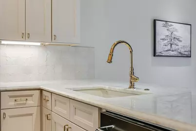 802 S 1st Street S #207, Austin, TX 78704 - Photo 19