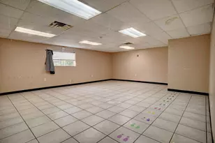 401 Wilkes St, Smithville, TX 78957 - Photo 27