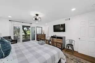 225 Comanche Ln, Point Venture, TX 78645 - Photo 19