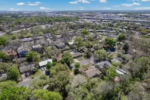 3205 Laguna Dr, Austin, TX 78741 - Photo 29