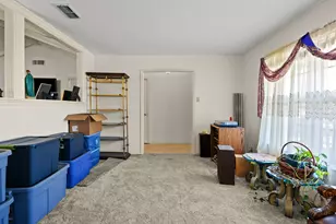 3205 Laguna Dr, Austin, TX 78741 - Photo 7