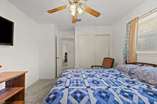 3205 Laguna Dr, Austin, TX 78741 - Photo 15