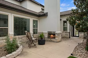 401 Skyflower Dr, Georgetown, TX 78628 - Photo 3