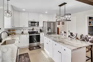 1706 Redwood Dr, Marble Falls, TX 78654 - Photo 9