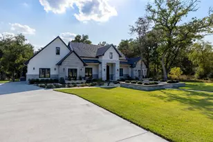 153 Fawn Holw, Elgin, TX 78621 - Photo 3