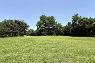 1629 Pecos St, Lockhart, TX 78644 - Photo 1