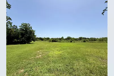 1629 Pecos Street, Lockhart, TX 78644 - Photo 21