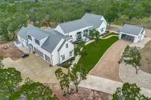 1958 Paradise Pkwy, Canyon Lake, TX 78133 - Photo 5