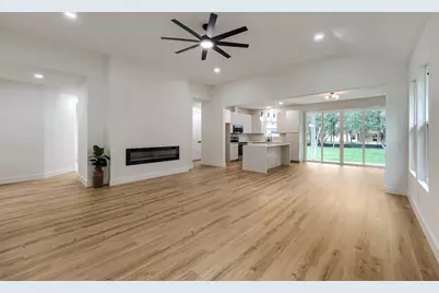 137 E Pauwela Lane, Bastrop, TX 78602 - Photo 5