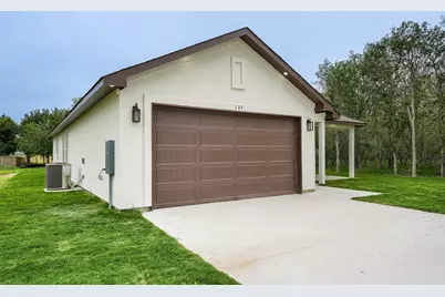 137 E Pauwela Lane, Bastrop, TX 78602 - Photo 3