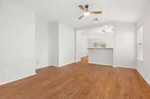 11407 Jim Thorpe Ln, Austin, TX 78748 - Photo 7