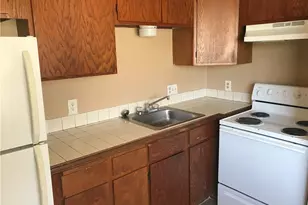 1638 Post Rd, San Marcos, TX 78666 - Photo 3