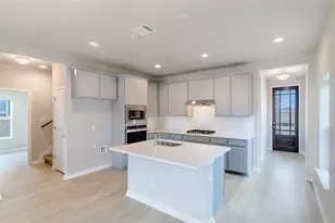 113 Watercourse Wy, Bastrop, TX 78602 - Photo 5