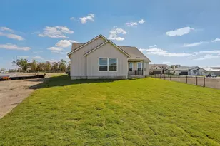 1851 Dancing Oak Ln, San Marcos, TX 78666 - Photo 35