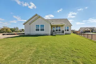 1851 Dancing Oak Ln, San Marcos, TX 78666 - Photo 33