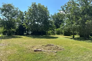 1007 S 18th St, Temple, TX 76501 - Photo 1