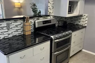 505 W 7th St, Austin, TX 78701 - Photo 19