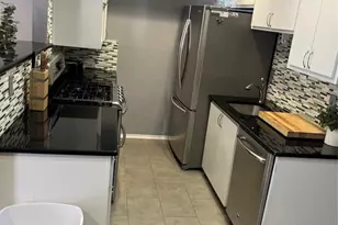 505 W 7th St, Austin, TX 78701 - Photo 17