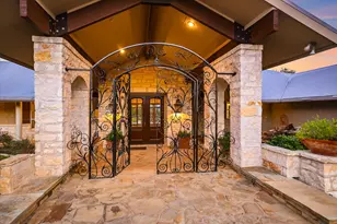 1984 Divide Pass, Blanco, TX 78606 - Photo 5