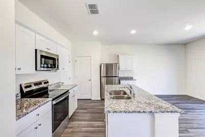 344 Enforcer Loop, Jarrell, TX 76537 - Photo 13