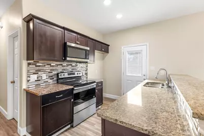 1628 Armstrong Street, Luling, TX 78648 - Photo 9