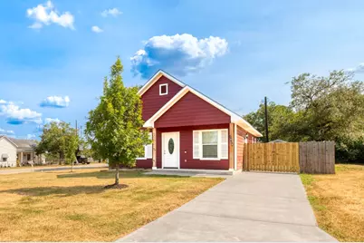 1628 Armstrong Street, Luling, TX 78648 - Photo 3