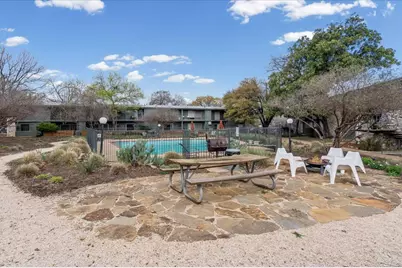1304 Mariposa Drive #206, Austin, TX 78704 - Photo 15