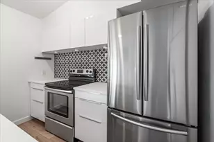 1304 Mariposa Dr, Austin, TX 78704 - Photo 7