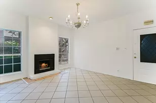 700 S 1st St, Austin, TX 78704 - Photo 11