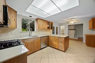 12708 Poquoson Dr, Austin, TX 78727 - Photo 11