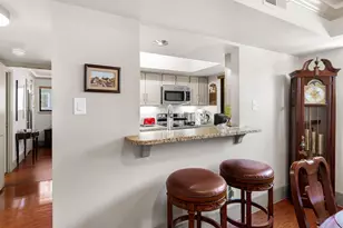 510 W 18th St, Austin, TX 78701 - Photo 15