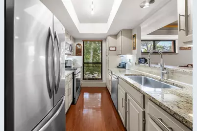 510 W 18th Street #113, Austin, TX 78701 - Photo 17