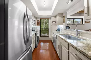 510 W 18th St, Austin, TX 78701 - Photo 17