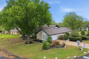 201 Towhee Dr, Buda, TX 78610 - Photo 1