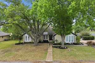 201 Towhee Dr, Buda, TX 78610 - Photo 11