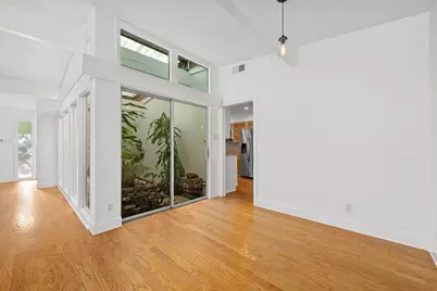 833 E 38th Street, Austin, TX 78705 - Photo 9