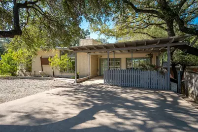 833 E 38th Street, Austin, TX 78705 - Photo 3