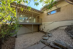 833 E 38th St, Austin, TX 78705 - Photo 33