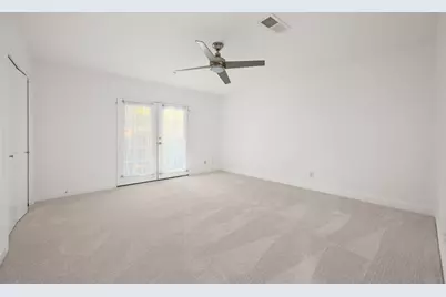 833 E 38th Street, Austin, TX 78705 - Photo 19