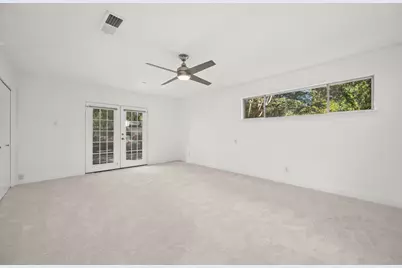833 E 38th Street, Austin, TX 78705 - Photo 15