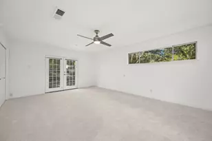 833 E 38th St, Austin, TX 78705 - Photo 15