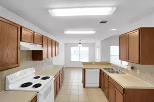 14400 Martial Eagle Dr, Elgin, TX 78621 - Photo 9